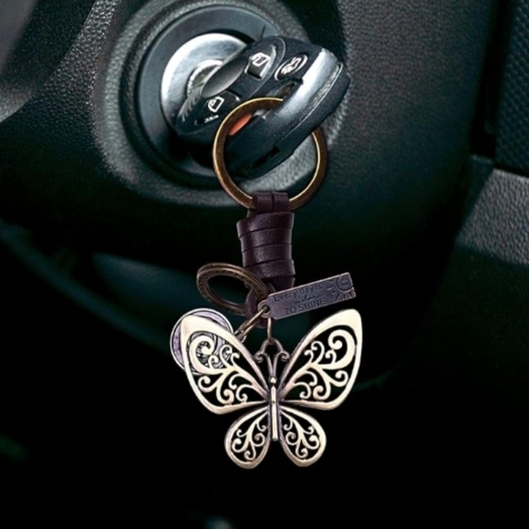 Butterfly Keychain - Picture 4 of 6